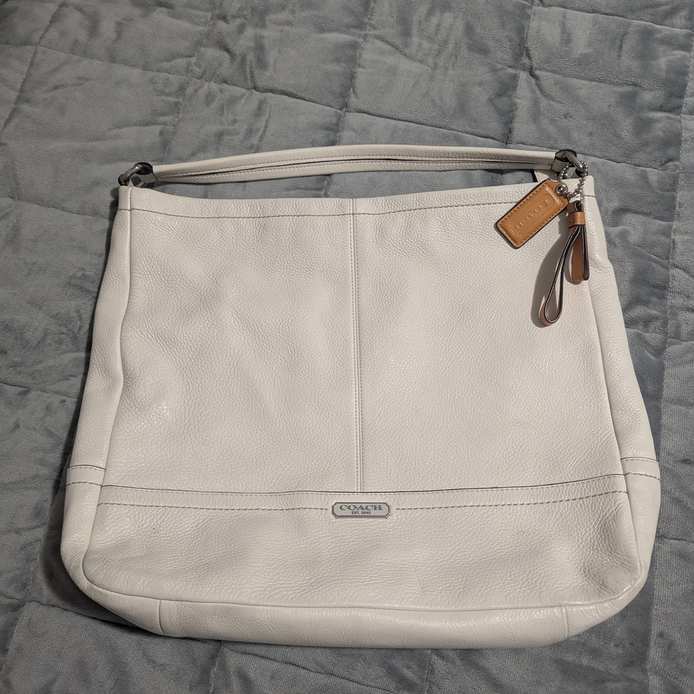 Coach White Leather Shoulder Bag with Gold Hardware